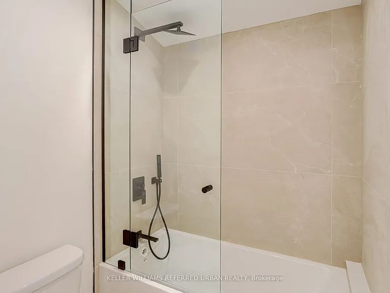 37 Wesley Ave — Photo 32