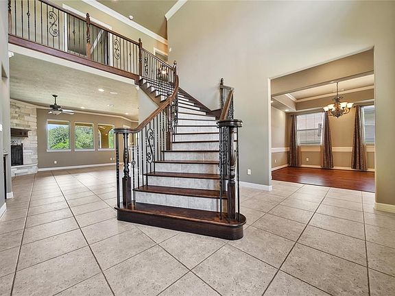 4th image of 11410 Grand Pine Drive