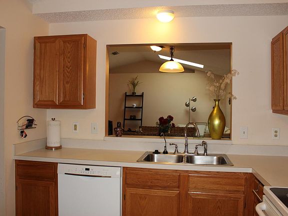 5th image of 3075 Pablo Bay Dr E