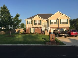 3507 Clover Hill Dr, Clarksville, TN 37043