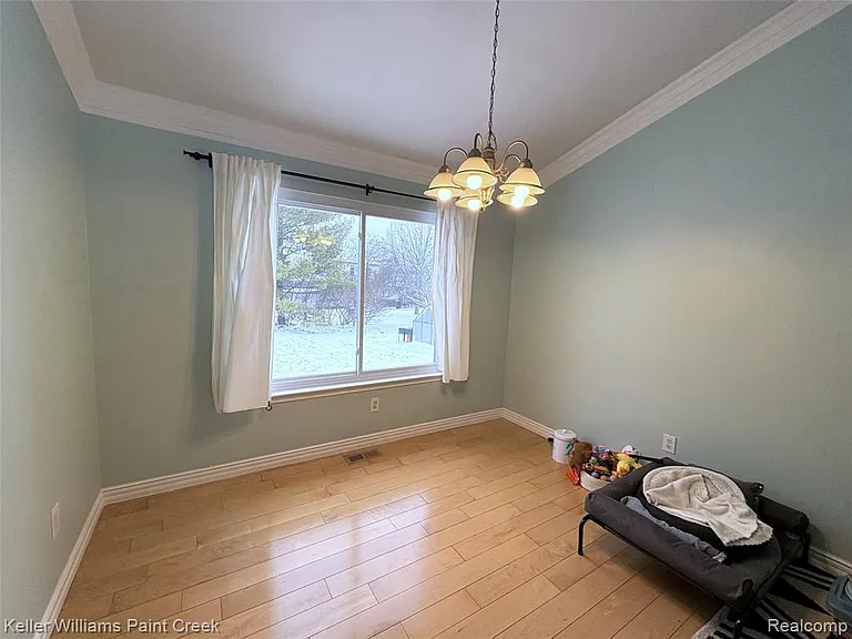 44820 Yorkshire Dr — Photo 6