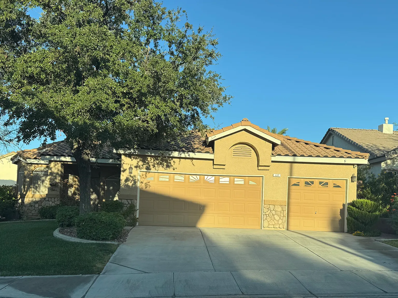 3 bed, 1508 sqft, $2,400 — Photo 1