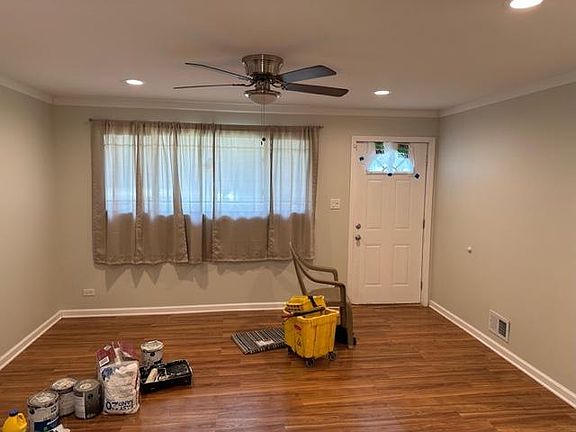 2nd image of 14757 Lincoln Ave
