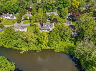 17 Taunton Rd, Scarsdale, NY 10583