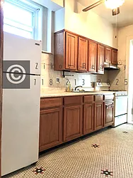 Rented by Zikos Realty Services