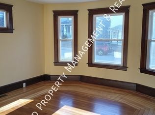 195 Grand St APT 1, Woonsocket, RI 02895