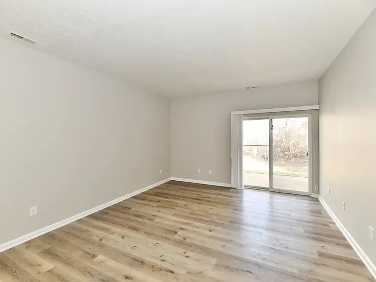 10454 Platinum Dr — Photo 20