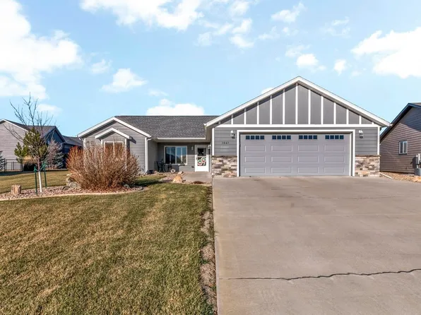 3841 Ward Ave, Spearfish, SD 57783