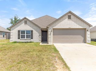 5016 Prospector Dr, Jonesboro, AR 72405
