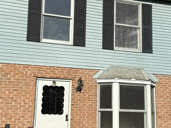 304 Thayer Ct, Newark, DE 19702