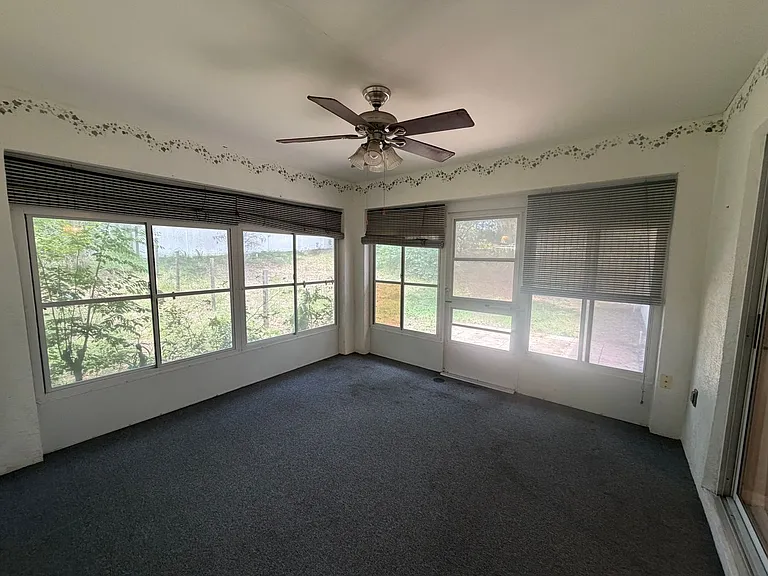 118 Edison St — Photo 13