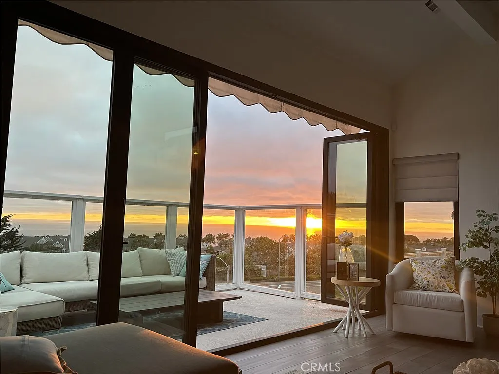 3 bed, 1641 sqft, $10,000 — Photo 2
