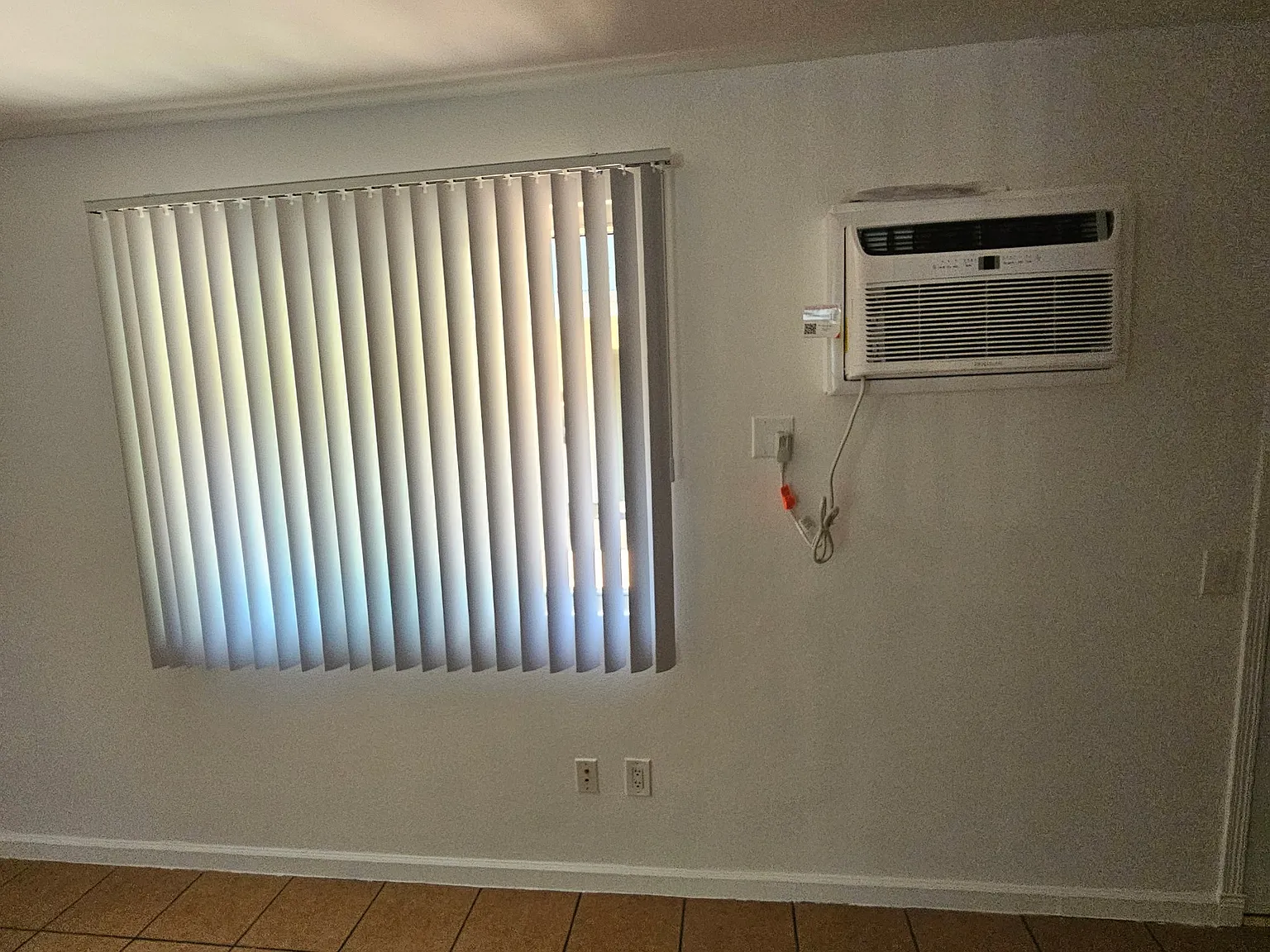 Saticoy Place — Photo 4