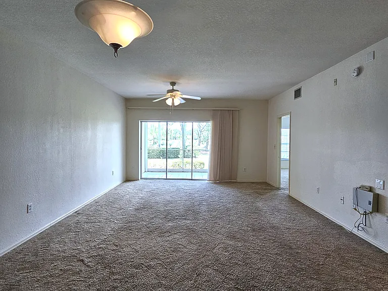 6025 Chardonnay Ln #1-102 — Photo 10