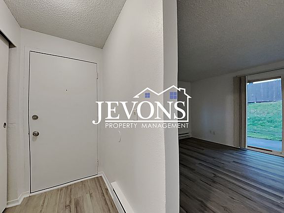 5th image of 7406 McKinley Ave #9