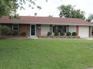 1185 Berna Ln, Dayton, OH 45429