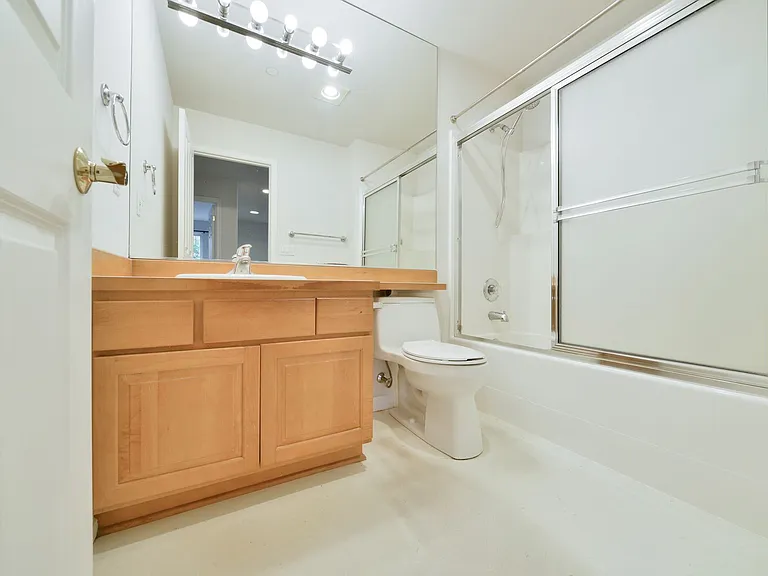 8428 NE 147th Pl — Photo 66