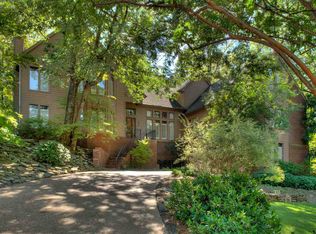 8879 Colins Barre Cv, Germantown, TN 38139