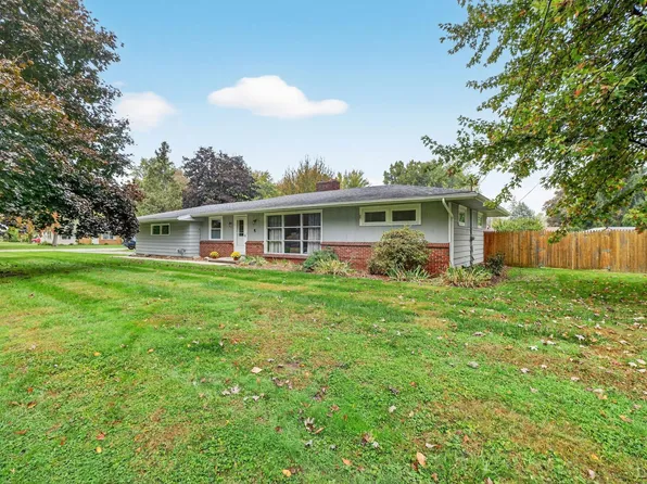 612 High St, Blissfield, MI 49228