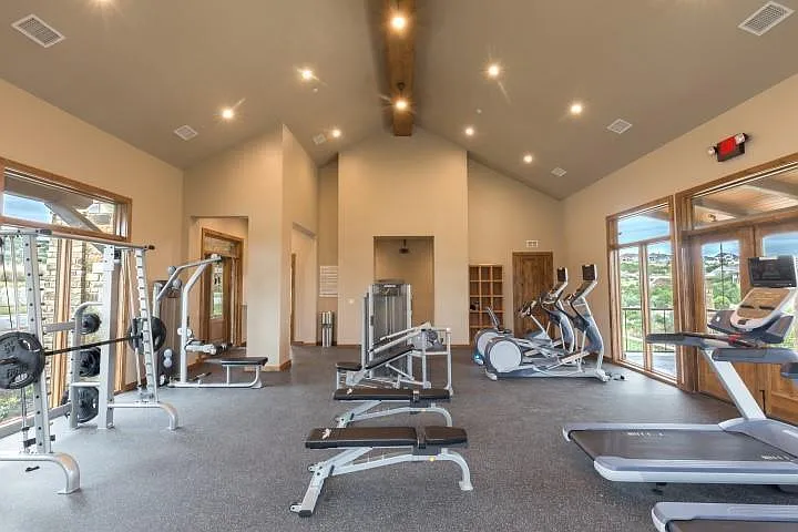 6904 Empresa Dr — Photo 37