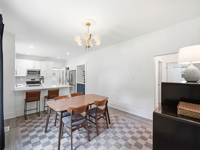 2601 Derita Ave — Photo 18