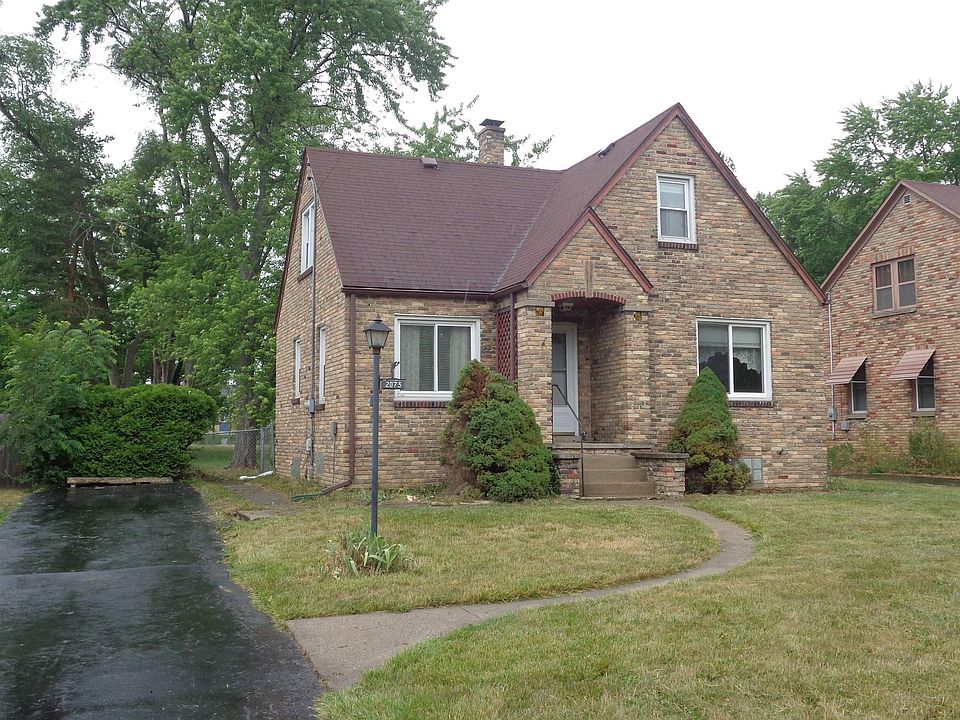 1st image of 2073 Linda St
