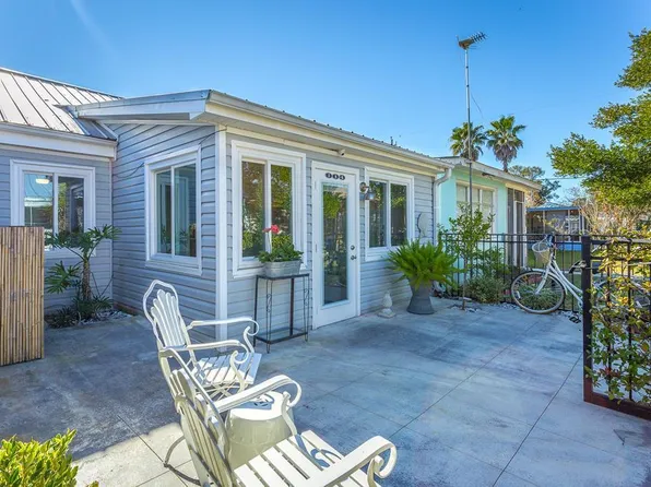 39-5 Holland Ave, Lanark Village, FL 32323