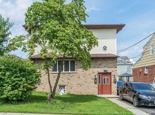 50 Charles St, Lodi, NJ 07644