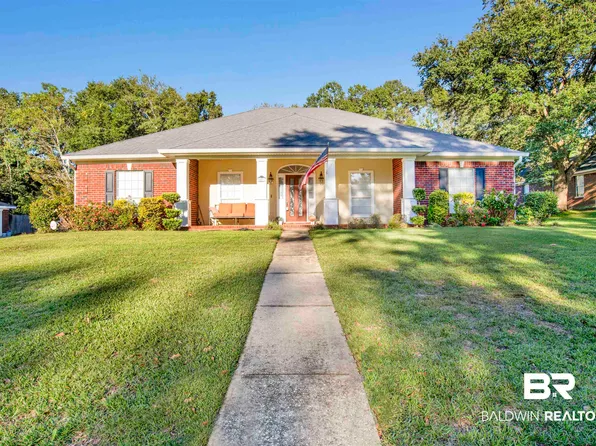 445 Wedgefield Dr S, Mobile, AL 36608