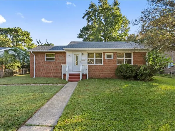 1611 Stratford St, Portsmouth, VA 23701