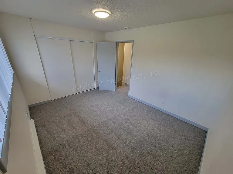 Regency Townhomes — Photo 16