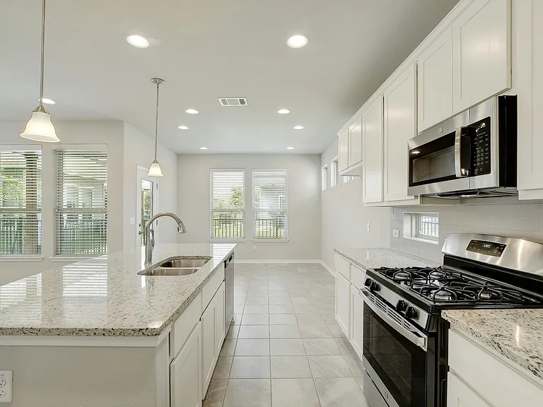 1034 Harwell Loop — Photo 11