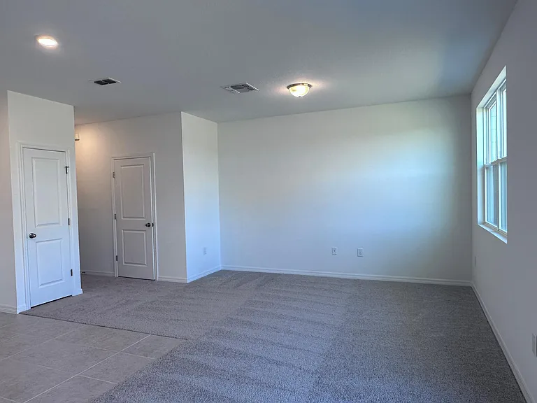189 Mandovi St — Photo 12