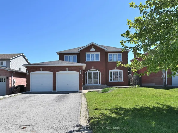 98 Cardinal St, Barrie, ON L4M 6E3