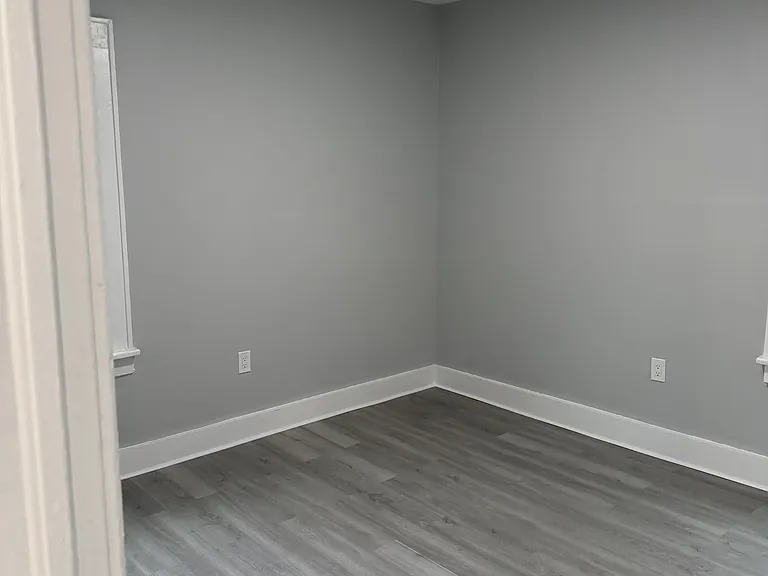33-35 Cedar Ave #2 — Photo 20