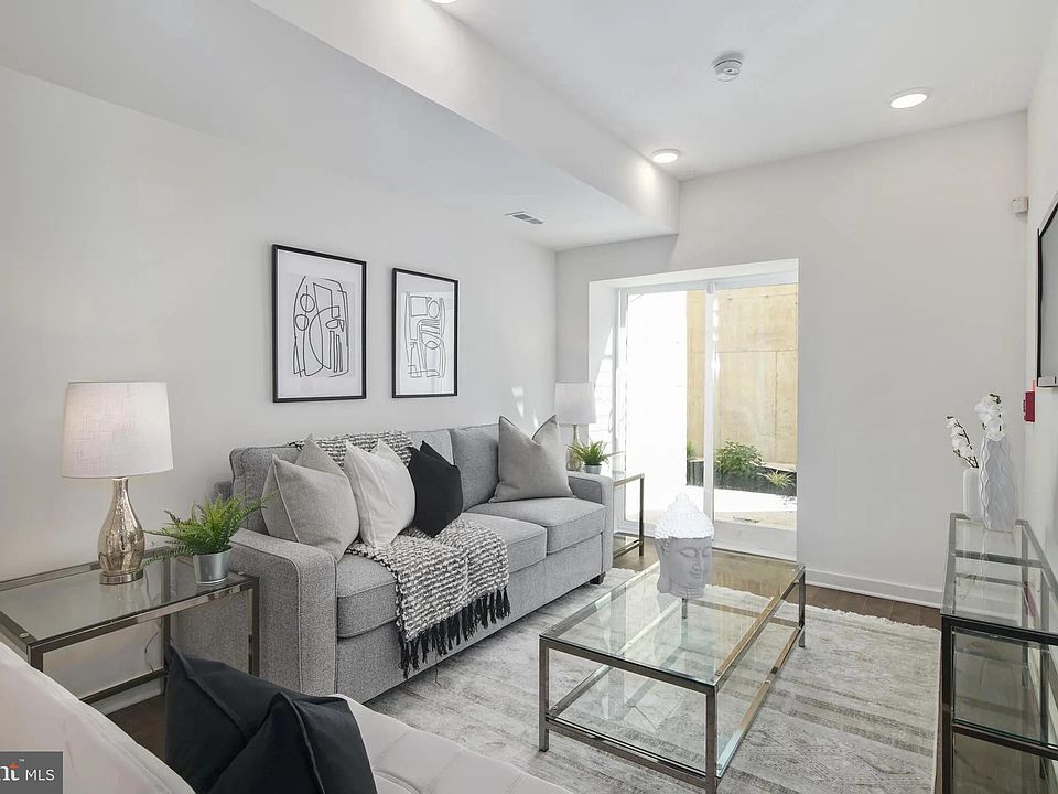 1st image of 1839 N 6th St #1