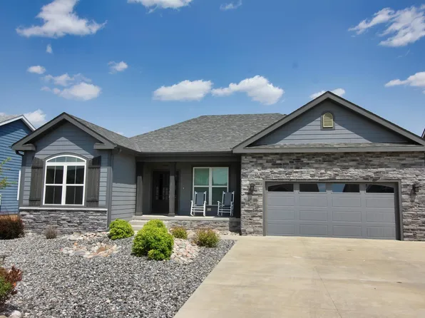 4102 Covenant Dr, Hays, KS 67601