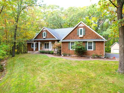8961 Conservancy Dr NE, Ada, MI, 49301