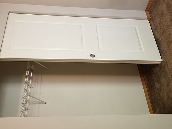 3rd image of 202 NE Miramar Cir