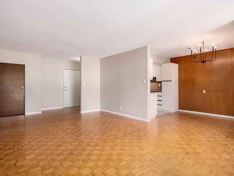 1970 W 41st Ave #305 — Photo 6