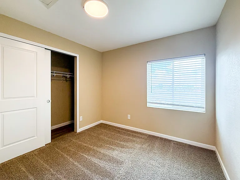 501 E 2nd Ave #5 — Photo 14