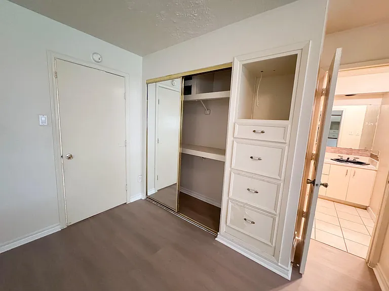 14418 Moorfield Dr — Photo 22