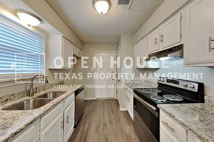 6306 Big Springs Dr — Photo 6