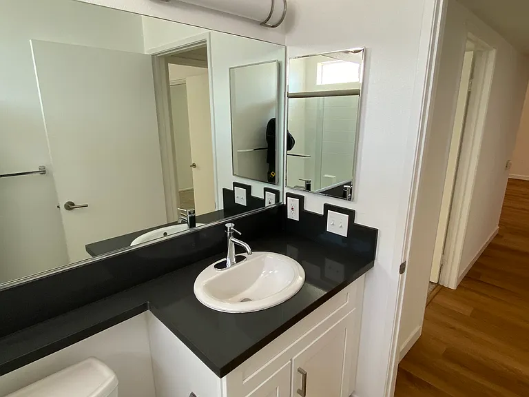 11225 La Maida St #2 — Photo 12
