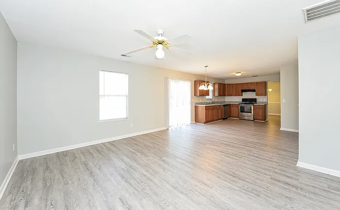 312 Fox Trot Dr — Photo 5