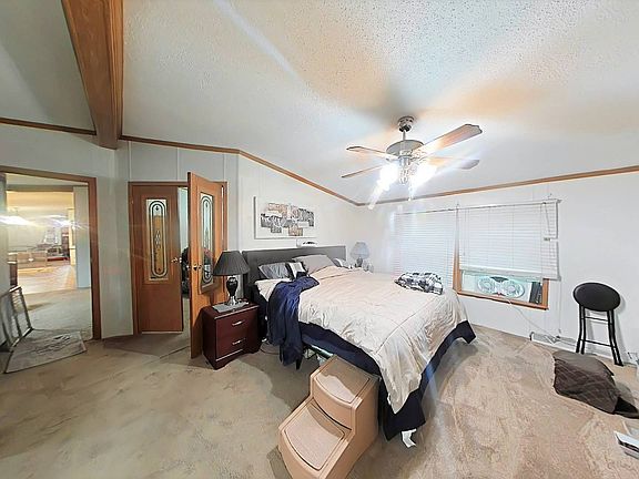 3rd image of 309 W Center St
