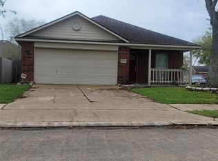 902 Andover Glen Dr, Fresno, TX 77545
