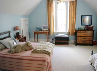 30 Saturday Rd, Mount Pleasant, SC 29464