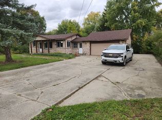 6254 Lennon Rd, Swartz Creek, MI 48473