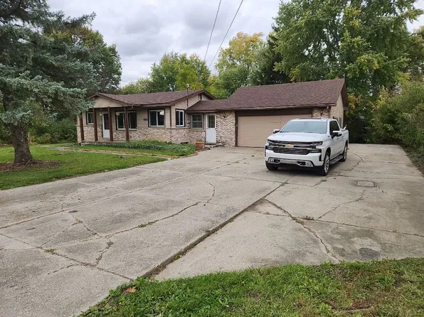 6254 Lennon Rd, Swartz Creek, MI 48473